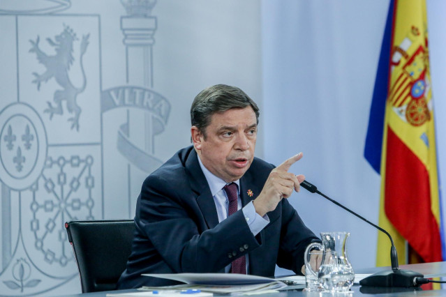 Archivo - El ministro de Agricultura, Alimentación y Pesca, Luis Planas.