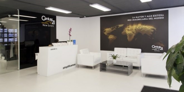 Archivo - Century 21