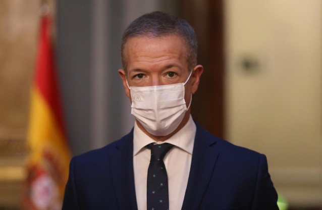 El presidente del Senado, Ander Gil, en el Acto de Estado de Memoria del Holocausto y de Prevención de los Crímenes contra la Humanidad, en el Senado, a 27 de enero de 2022, en Madrid (España). España instauró el Día Oficial de la Memoria del Holocausto e