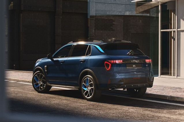 Lynk & CO 01