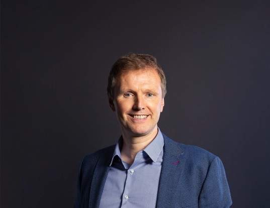 Archivo - El consejero delegado de abrdn, Stephen Bird.