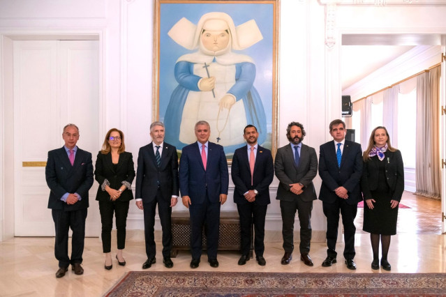 El ministro del Interior, Fernando Grande-Marlaska, se ha reunido este viernes con el presidente de la República de Colombia, Iván Duque, en la residencia oficial del presidente, en la Casa de Nariño de Bogotá