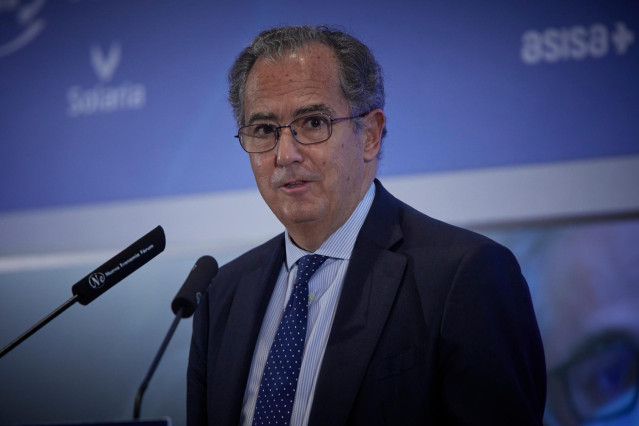 El consejero de Educación, Universidades y Ciencia y portavoz del Gobierno regional, Enrique Ossorio