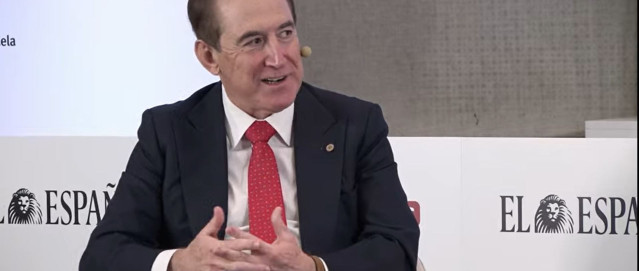 El presidente de Mapfre, Antonio Huertas, durante su participación en la segunda edición del Observatorio de Finanzas de El Español e Invertia