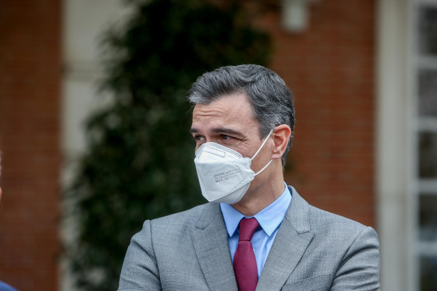 El presidente del Gobierno, Pedro Sánchez, en el acro de recibimiento a los deportistas que han representado a España en los Juegos Olímpicos de Invierno Beijing 2022, celebrados en Pekín (China), en el Complejo de la Moncloa, a 23 de febrero de 2022, en