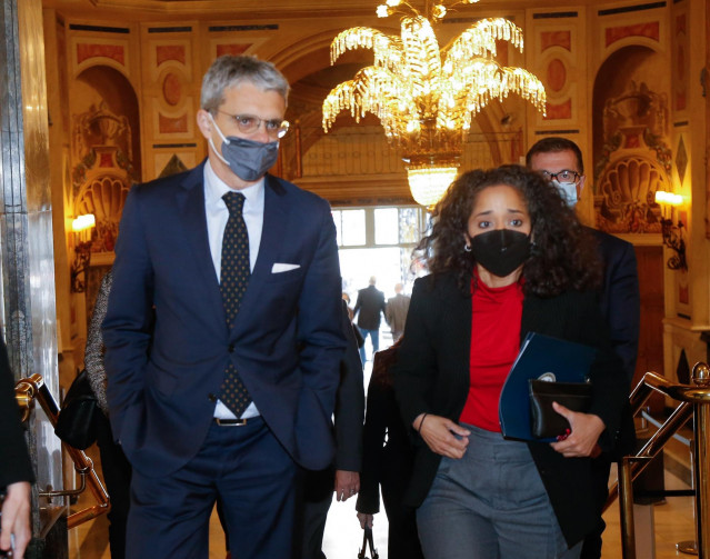 La embajadora de EEUU, Julissa Reynoso, y el presidente de la Cámara de Comercio de EEUU en España, Jaime Malet