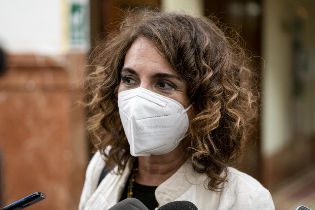 Archivo - La ministra de Hacienda, María Jesús Montero