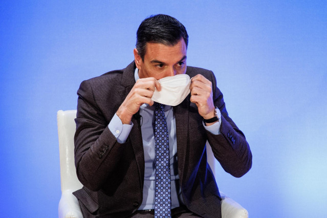 Archivo - Sánchez participa en un acto centrado en las pensiones