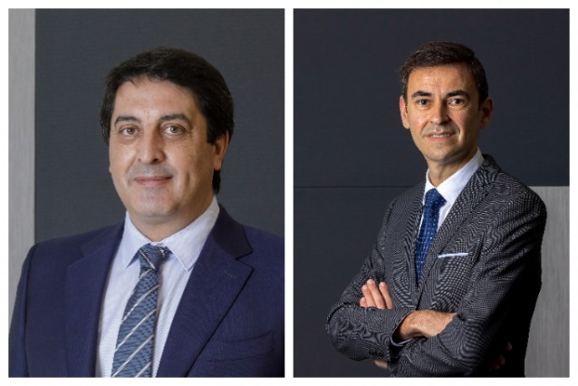 Archivo - José Martín Vega, director de la planta de Renault en Palencia (izq) y José Manuel Fuentes, de la de Montaje de Valladolid (der).