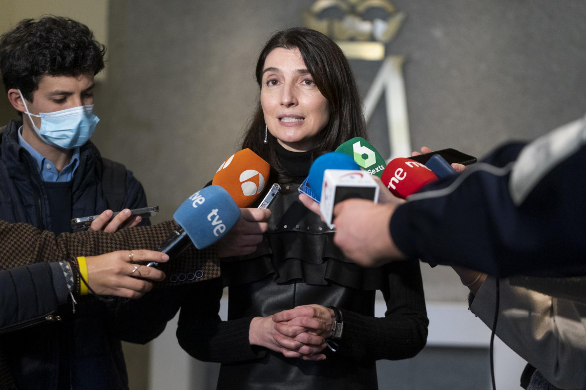 La ministra de Justicia, Pilar Llop, ofrece declaraciones a los medios tras intervenir en la reunión del Grupo de Trabajo de Contratación, Soluciones y Tecnología, en la Fábrica Nacional de Moneda y Timbre, a 7 de abril de 2022, en Madrid (España). Durant