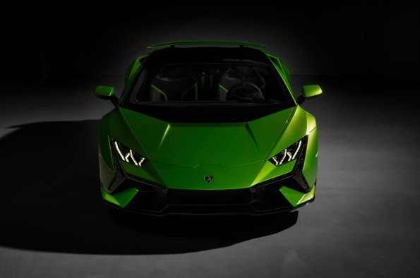 Lamborghini presenta el nuevo Huracán Tecnica, capaz de producir hasta 640 caballlos
