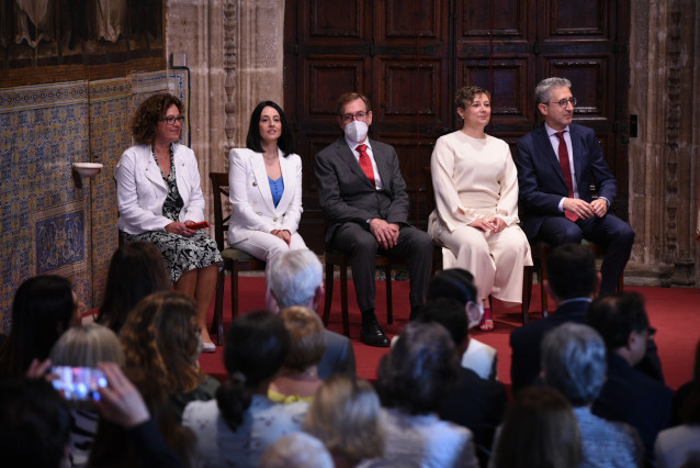 Toma de posesión de los nuevos consellers en el Palau de la Generalitat