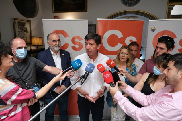 El coordinador de Cs en Andalucía y vicepresidente de la Junta, Juan Marín, este viernes en declaraciones en Granada.