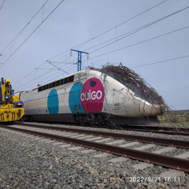 Una avería que afecta a sistema de electrificación interrumpe línea de Alta Velocidad Madrid-Barcelona