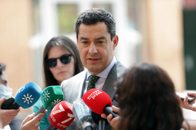 El presidente de la Junta de Andalucía y candidato a la reelección por el PP-A, Juanma Moreno
