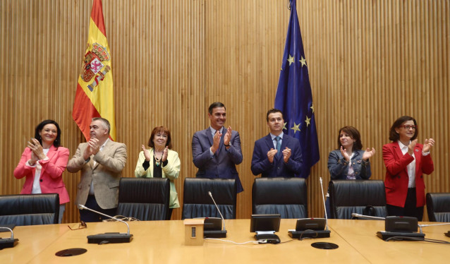 La secretaria general del PSOE, Rafaela Crespín; el secretario de Organización del PSOE, Santos Cerdán; la presidenta del PSOE, Cristina Narbona y el presidente del Gobierno, Pedro Sánchez.