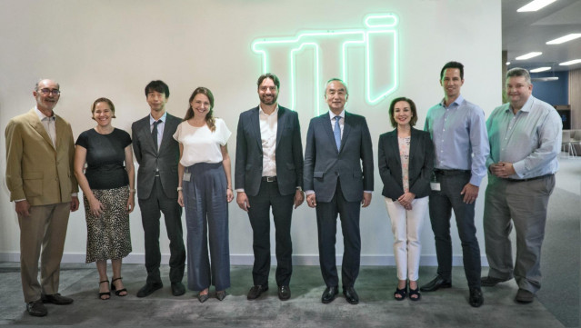 Embajador de Japón visita las oficinas de JTI