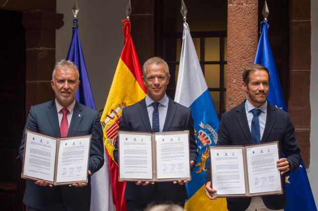 El Senado, el Gobierno de Canarias y el Cabildo Insular han suscrito este miércoles la 
