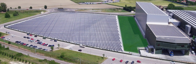 Parque solar instalado por Casa Tarradellas.