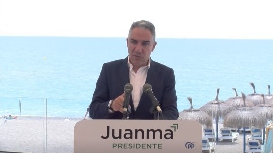 El coordinador del PP andaluz para la campaña electoral y consejero de la Presidencia, Elías Bendodo,