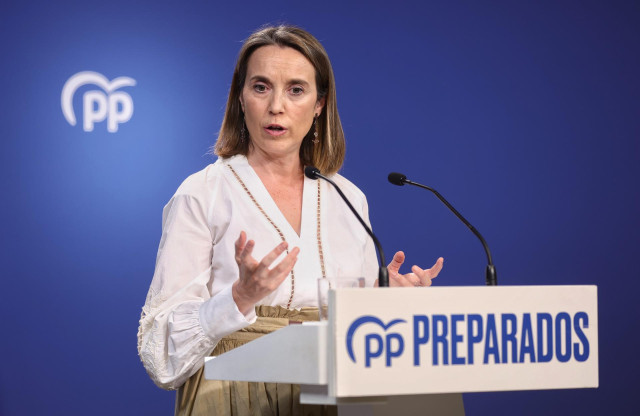 La secretaria general del PP y portavoz del GPP en el Congreso, Cuca Gamarra, interviene en una rueda de prensa tras la reunión del Comité de Dirección, en la sede nacional del PP, a 6 de junio de 2022, en Madrid (España).