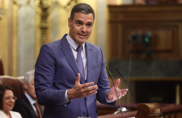 El presidente del Gobierno, Pedro Sánchez, interviene en una sesión plenaria, en el Congreso de los Diputados, a 8 de junio de 2022