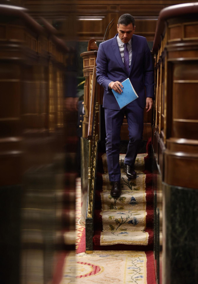 El presidente del Gobierno, Pedro Sánchez, en una sesión plenaria, en el Congreso de los Diputados, a 8 de junio de 2022, en Madrid (España). El pleno de hoy gira en torno a la votación sobre el fin de la venta de turismos y vehículos comerciales nuevos c