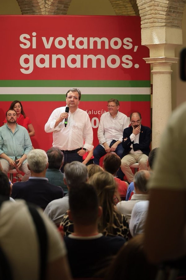 Fernández Vara en su intervención en el mitin de apoyo a Juan Espadas en Córdoba.