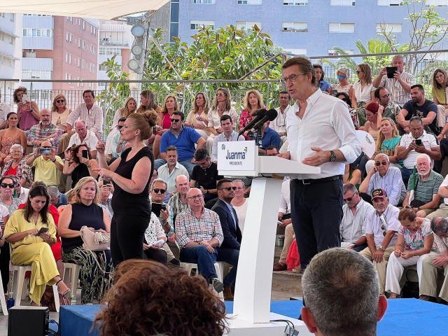 Feijóo en un acto en Cádiz este domingo 12 de junio.