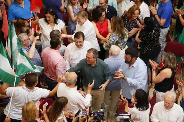 El candidato a la Presidencia de la Junta y secretario general del PSOE de Andalucía, Juan Espadas, participa en el foro 'Gobernanza socialista en las comunidades autónomas', junto a presidentes autonómicos socialistas, en el acto electoral de campaña par