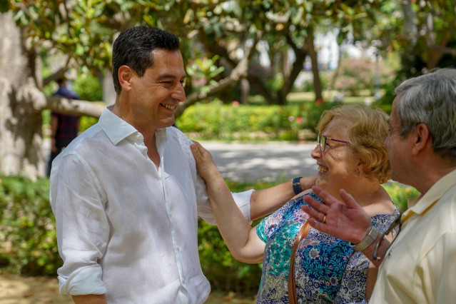 El presidente del PP de Andalucía y candidato a la reelección como presidente de la Junta de Andalucía, Juanma Moreno, en un acto de campaña en Sevilla.