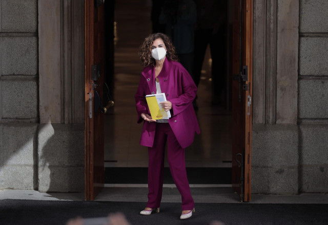 Archivo - La ministra de Hacienda y Función Pública, María Jesús Montero, cuando presentó el Proyecto de Ley de Presupuestos del Estado de 2022 en el Congreso de los Diputados el pasado mes de octubre