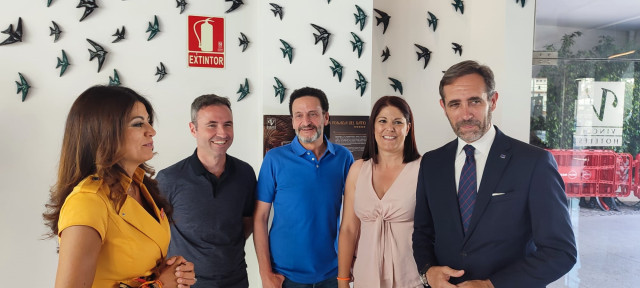 El vicesecretario general de Ciudadanos (Cs), Edmundo Bal, el eurodiputado José Ramón Bauzá, la candidata número uno de Cs por Málaga, Nuria Rodríguez, y otros miembros de la formación