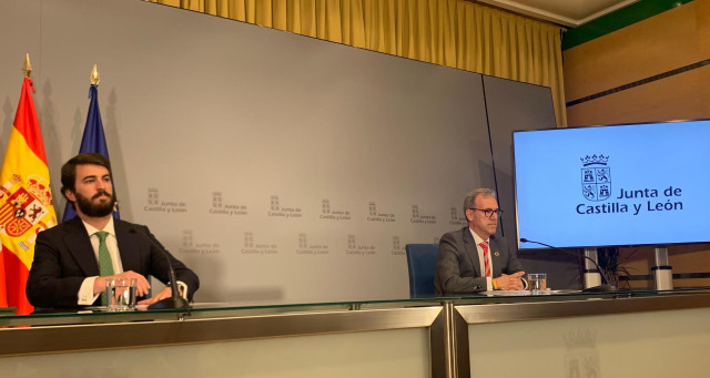 El vicepresidente de la Junta, Juan García-Gallardo, y el consejero de Industria, Mariano Veganzones.