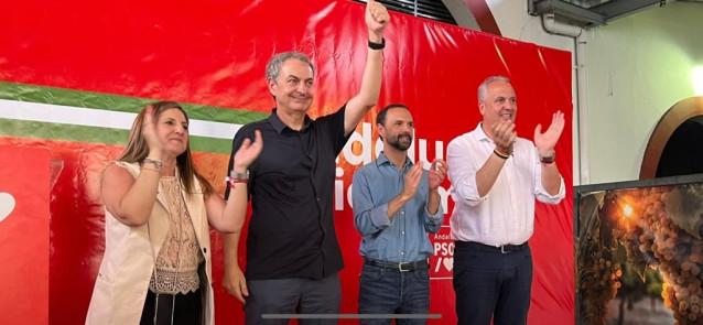 Zapatero en un acto en Sanlúcar con motivo del 19J.