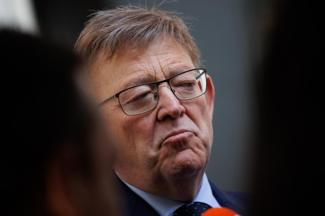 El presidente de la Generalitat Valenciana, Ximo Puig, después de una reunión, en el Ministerio de Inclusión, Seguridad Social y Migraciones, a 2 de junio de 2022, en Madrid (España). Durante la reunión los dirigentes han abordado la evolución del mercado