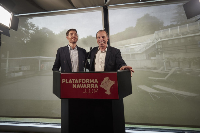 Sergio Sayas y Carlos García Adanero, durante el primer acto público de su plataforma