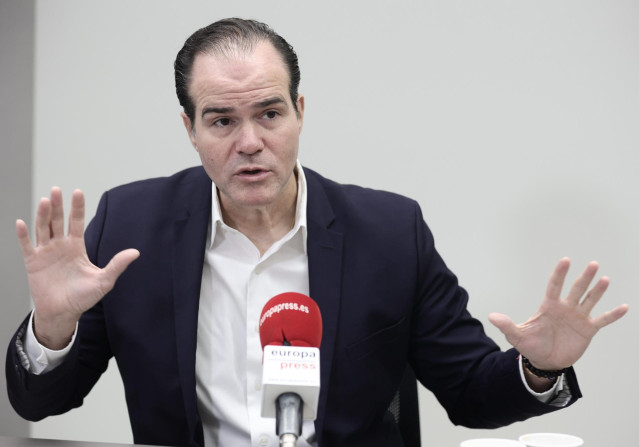 Archivo - El presidente del Banco Interamericano de Desarrollo (BID), Mauricio Claver-Carone, en una entrevista a Europa Press, en la sede de la agencia, a 5 de noviembre de 2021, en Madrid, (España).