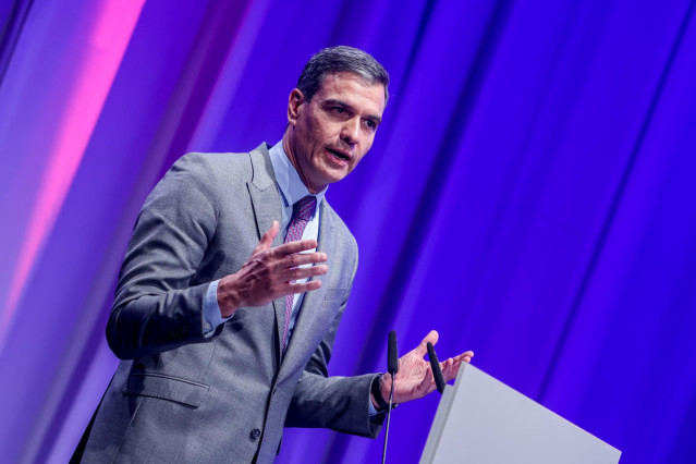 El presidente del Gobierno, Pedro Sánchez, interviene en el acto de clausura del I Congreso sobre Movilidad Global 'Global Mobility Call', en Ifema Madrid, a 16 de junio de 2022, en Madrid (España). Se trata del primer evento holístico, transversal e inte