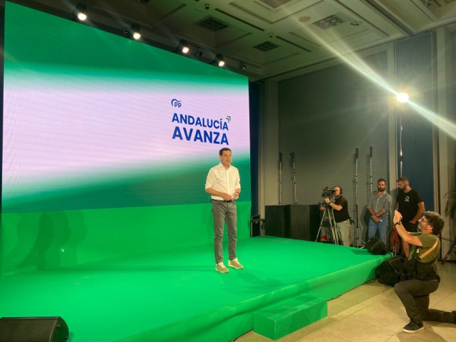 Juanma Moreno, este jueves en un acto en El Puerto de Santa María (Cádiz)