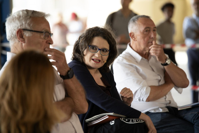 (I-D) El alcalde de València, Joan Ribó, y la vicepresidenta del Consell y consellera de Igualdad y Políticas Inclusivas, Mónica Oltra, en una imagen de archivo