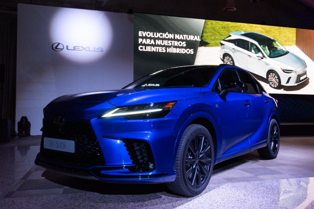 La firma automovilística japonesa Lexus presenta en España la quinta generación del RX, en la La Quinta del Jarama, a 17 de junio de 2022, en San Sebastián de los Reyes, Madrid (España). El  RX 500 es un modelo completamente reinventado que abre un nuevo