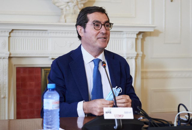 Archivo - El presidente de la CEOE, Antonio Garamendi, en la edición de 2021 del Seminario de la APIE. en Santander, Cantabria, (España).
