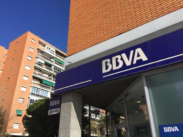 Archivo - Oficina del banco BBVA