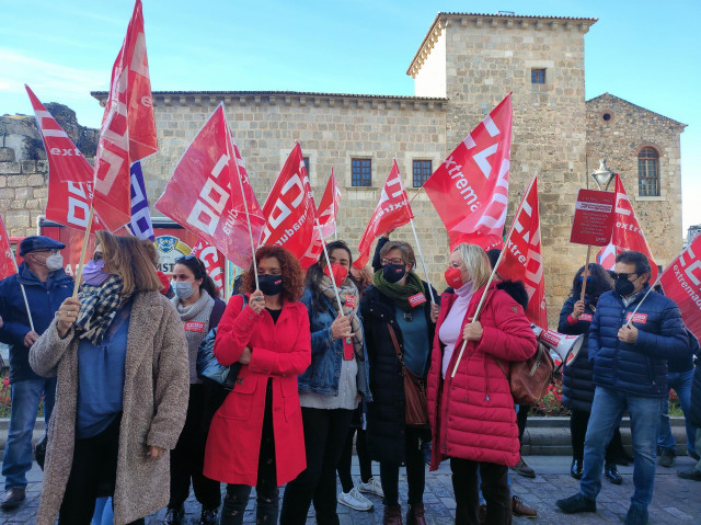 Archivo - Concentración de CCOO en una imagen de archivo.
