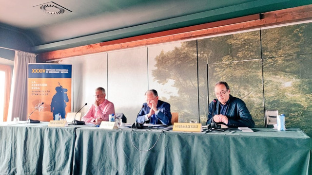 El exdirector del CNI, Félix Sanz Roldán, en el seminario que se celebra en Toledo.
