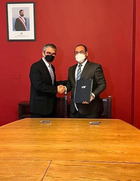 Archivo - Chile firma un acuerdo para convertirse en miembro pleno de CAF