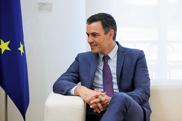 El presidente del Gobierno, Pedro Sánchez, en un encuentro con el presidente de la República Federal de Nigeria, Muhammadu Buhari, en el Palacio de la Moncloa, a 1 de junio de 2022, en Madrid (España).