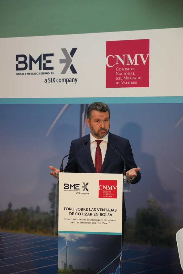 El presidente de la CNMV, Rodrigo Buenaventura, interviene durante la jornada ‘Oportunidades del mercado de valores para las empresas del País Vasco’ en la Bolsa de Bilbao, a 28 de junio de 2022, en Bilbao, Euskadi (España).