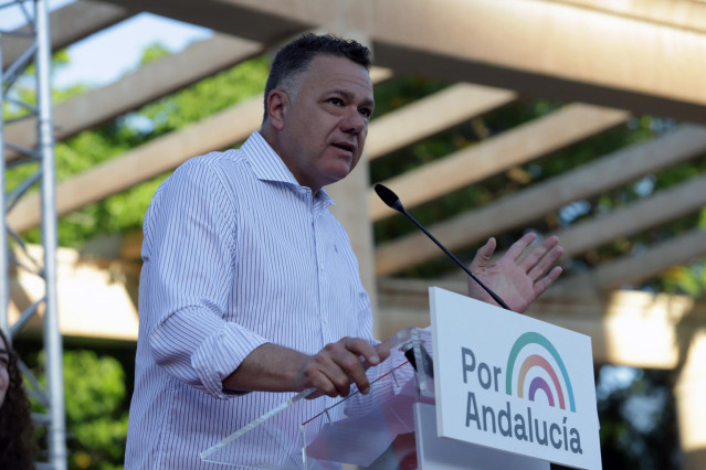 Juan Antonio Delgado en un acto público de ‘Por Andalucía’ en el Parque Huelin, a 1 de Junio de 2022 en Málaga (Andalucía, España). (Foto de archivo).